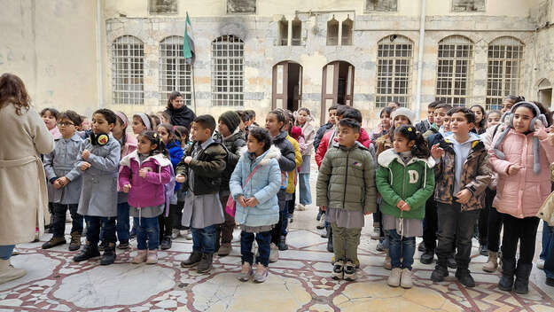 Schulkinder vor der Armenisch-Evangelischen Schule in Damaskus