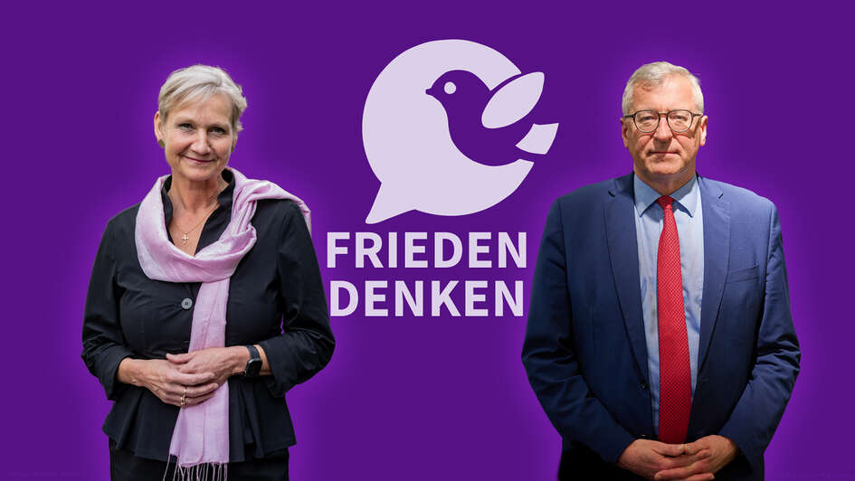 In der ersten Folge des EKD-Podcasts „Frieden Denken“ sprechen Bischöfin Kirsten Fehrs und Militärbischof Bernhard Felmberg mit Frank Hofmann über ihre persönlichen Prägungen durch Kriegserfahrungen in ihren Familien und den langen Weg vom „Nie wieder Kri In der ersten Folge des EKD-Podcasts „Frieden Denken“ sprechen Bischöfin Kirsten Fehrs und Militärbischof Bernhard Felmberg mit Frank Hofmann über ihre persönlichen Prägungen durch Kriegserfahrungen in ihren Familien und den langen Weg vom „Nie wieder Kri