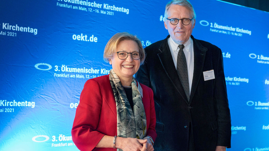 Die evangelische Praesidentin des OeKT, Bettina Limperg und der katholische Praesident des OeKT, Thomas Sternberg