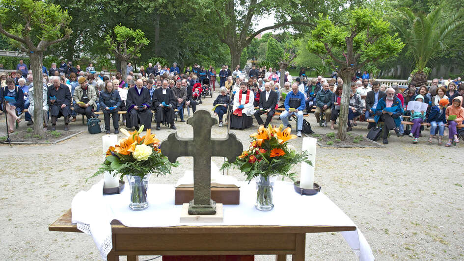 Gottesdienst im Körnerpark in Berlin