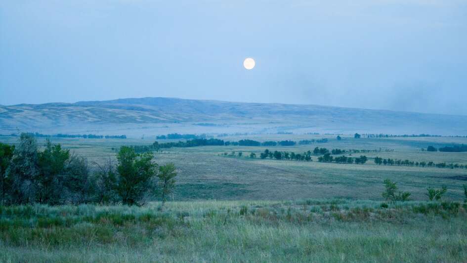 Landschaft in Russland mit Vollmond