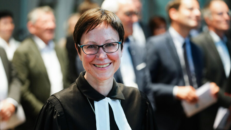 Feierlicher Gottesdienst am Sonntag (15.06.2025) zur Einfuehrung der neuen westfaelischen Praeses Adelheid Ruck-Schroeder (Ruck-Schröder, Foto) in der Zionskirche in Bielefeld-Bethel.