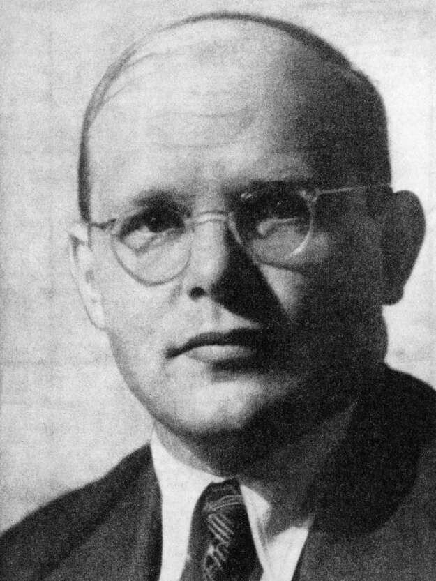 Portraitaufnahme von Dietrich Bonhoeffer aus den späten 1930er Jahren.
